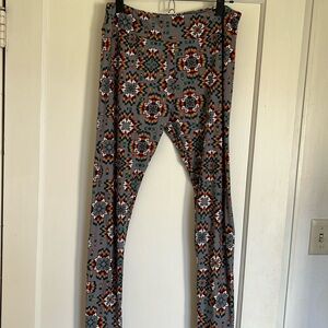 Lularoe Rainbow Psychedelic Disney Mickey Mouse Leggings